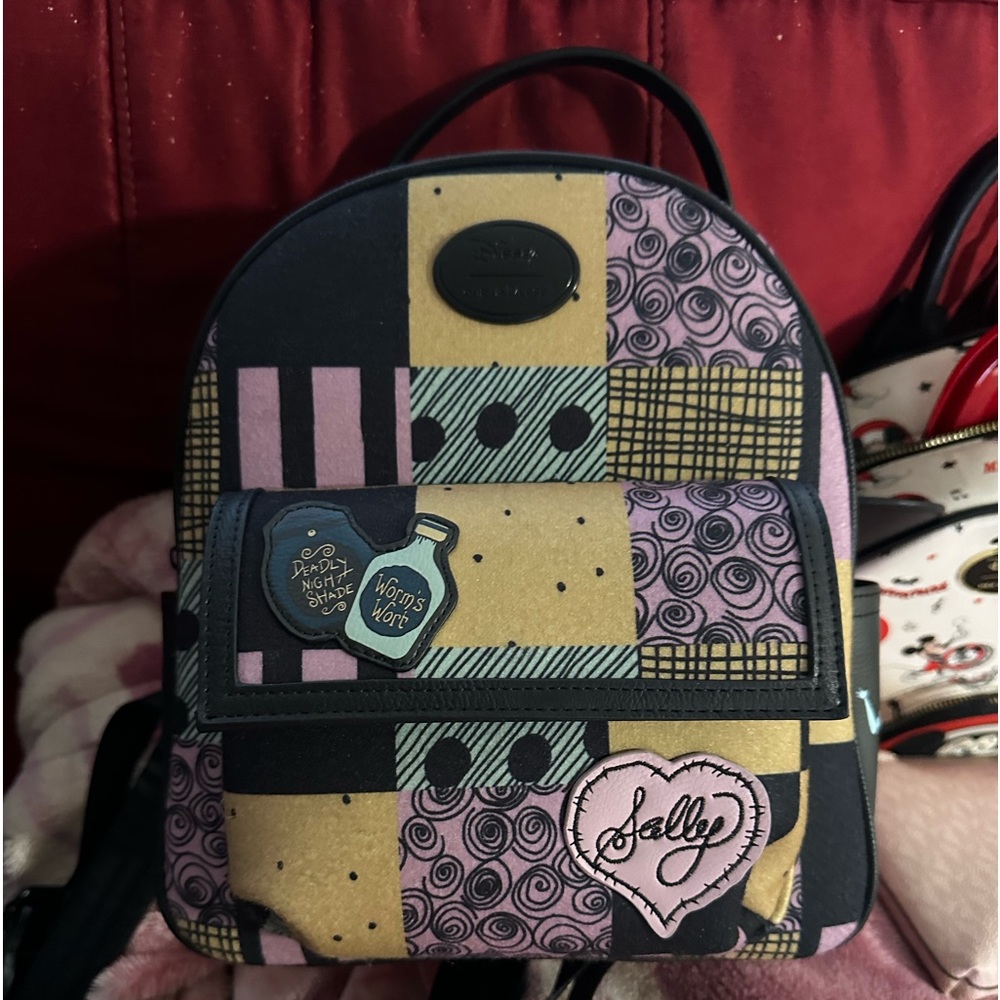 Selling my Sally Halloween bag. Only used once. In Excellent condition.